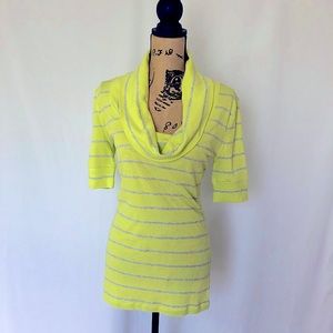 Cowl neck Short Sleeve Shirt